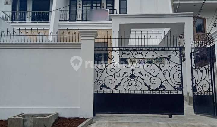 Rumah Mewah Duren Sawit Akses Jl.boulevard Dalam Komplek Elit Rumah Mewah Duren Sawit Akses Jl.boulevard Dalam Komplek Elit