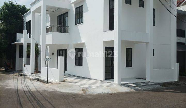 Rumah Mewah Hook 2 Lantai + Rooptop di Jatibening 1