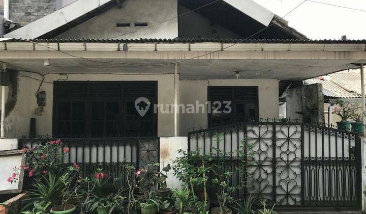 Rumah Hitung Tanah Dekat Al Azhar di Rawamangun 2