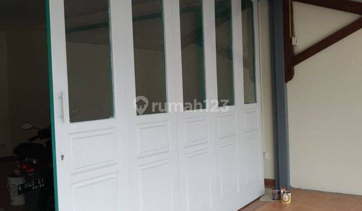 Rumah Siap Huni di Pinggir Jalan Raya di Pondok Kelapa  2