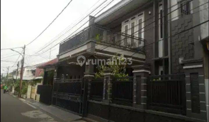 Rumah Minimalis Lokasi Strategis di Pondok Kelapa  2