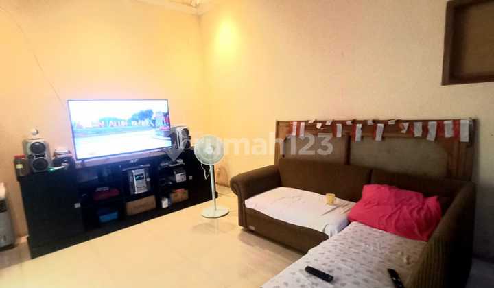 Rumah Second Murah Lokasi Strategis  2