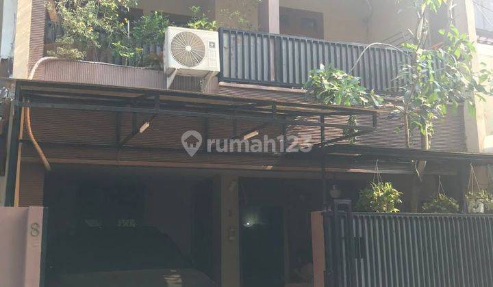 Rumah 2 Lantai Siap Huni di Rawamangun  1