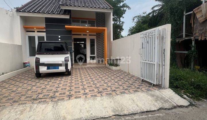 Rumah Bagus Murah Dekat Jalan Raya Kodau di Jatiwarna 2