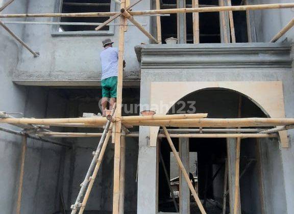 Rumah Cantik 2 Lantai Akses Lokasi Strategis di Jatibening  1