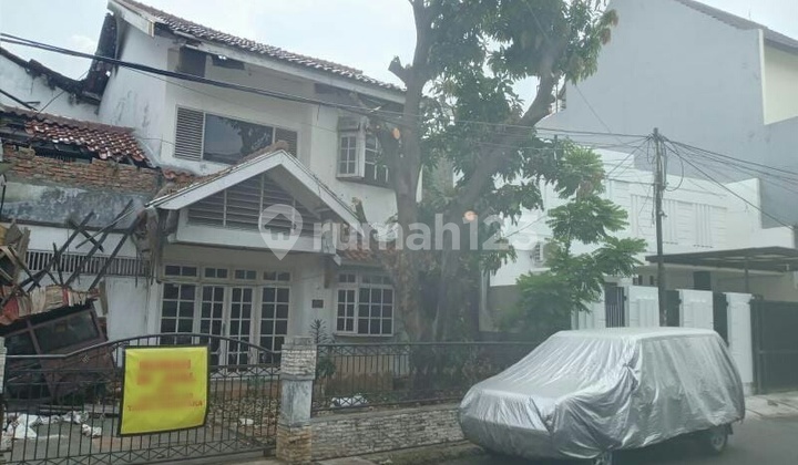 Rumah Hitung Tanah di Jl. Ikan dekat Al Azhar dan LRT