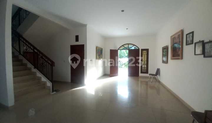 Rumah Murah 2 Lantai Lokasi Strategis  2