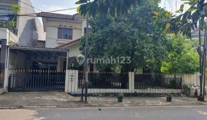 Rumah Siap Huni Keamanan 24 Jam di Duren Sawit  2