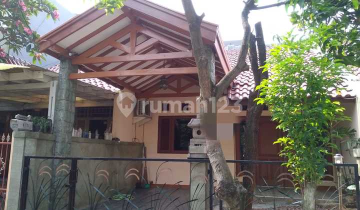 Rumah Bagus 1,5 Lantai Siap Huni 