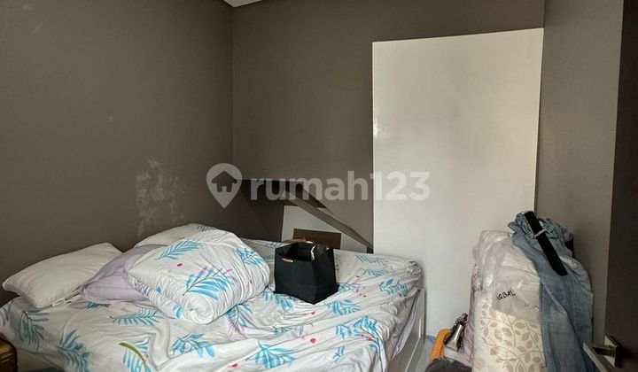 Rumah Minimalis Murah 3 Lantai Siap Huni 2