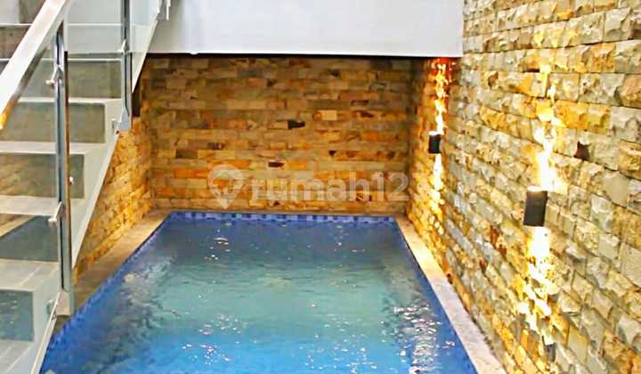 Luxury House Near LRT Station and Al Azhar Rawamangun Luxury House Near LRT Station and Al Azhar Rawamangun