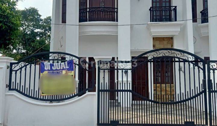 Rumah Murah Mewah Di dalam komplek Akses jalan utama Duren sawit 1