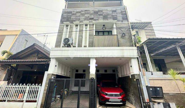 Rumah Mewah Murah 3 lantai di perumahan Elit Buaran Jakarta Timur 1