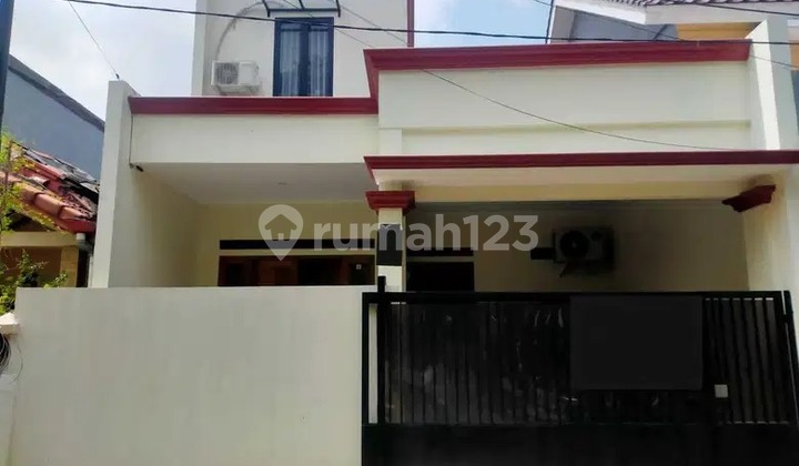 Rumah Murah Dekat Taman Dalam Komplek Pondok Bambu Jakarta Timur