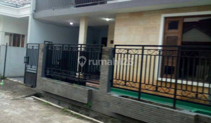 Rumah dijual terawat di komplek Cinere dekat ke Tol brigif  2