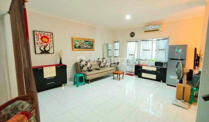 Rumah minimalis modern full furnished di kota wisata Bekasi  2