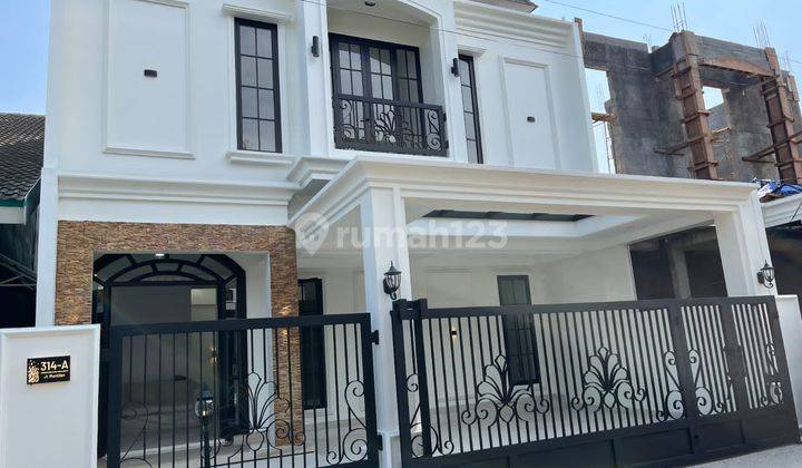 Rumah American Classic 3 Lantai Siap Huni Di Komplek Cinere 2