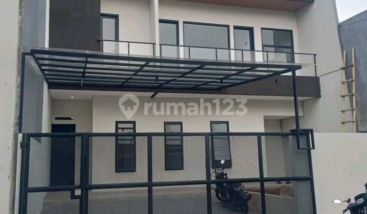 Rumah Mewah 3 Lantai Siap Huni Di Duren Sawit Jakarta Timur 