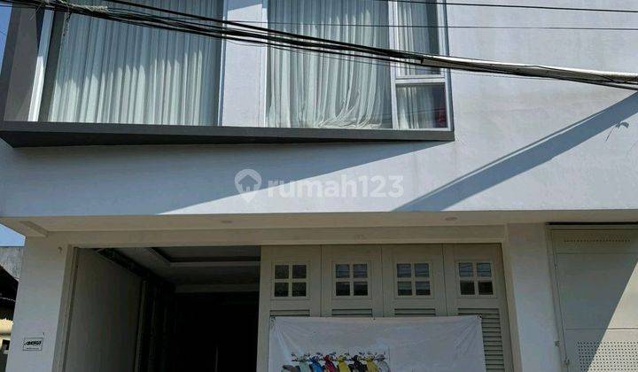 Rumah 3 Lantai Minimalis Termurah Di Pondok Kelapa Jakarta Timur  1