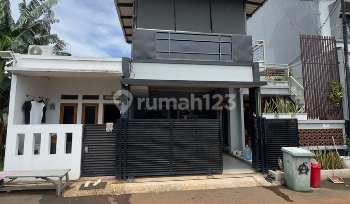 Modern House with Complete Interior, Bonus of 3 Rental Plots in Bintara Near Toll Road and KRL Station 2