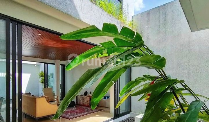 Luxury House in Cilandak Near Jorr Tb Simatupang Toll Road South Jakarta 2