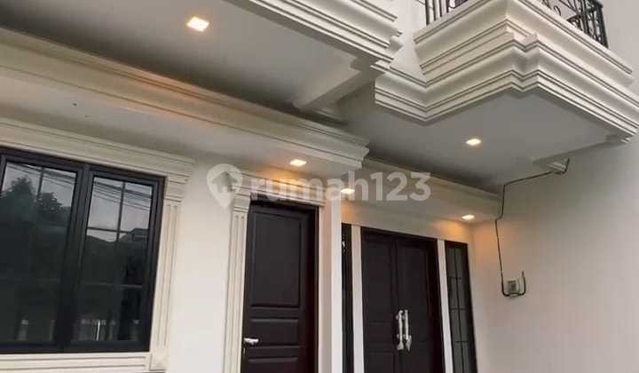 Rumah Classic Modern Siap Huni di Duren Sawit Jakarta Timur