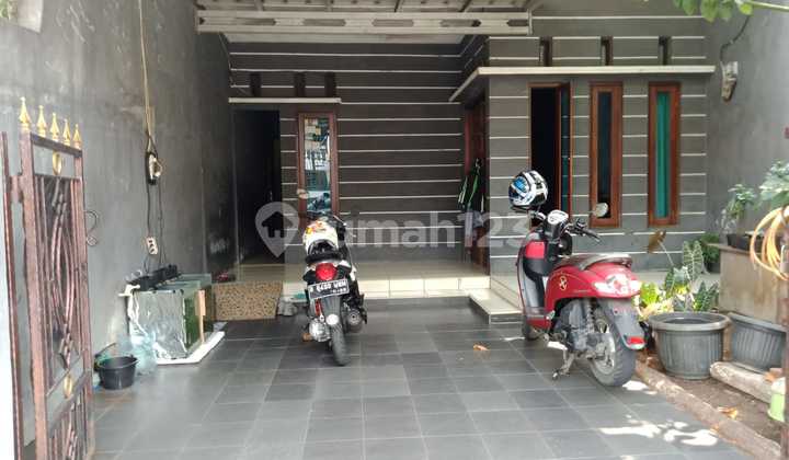 Affordable Ready-to-Occupy House in Abadi Complex, Duren Sawit, East Jakarta