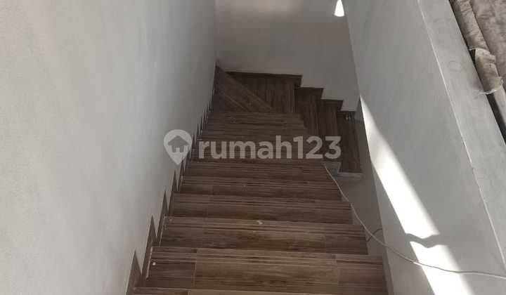 Dijual Rumah Siap Huni di Perumahan Pondok Kelapa Jakarta Timur 2