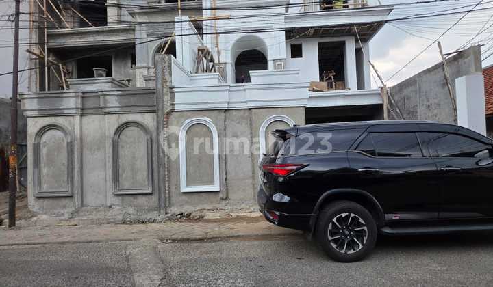 Dijual Rumah Dalam Komplek Lokasi Strategis Tebet Jakarta Selatan