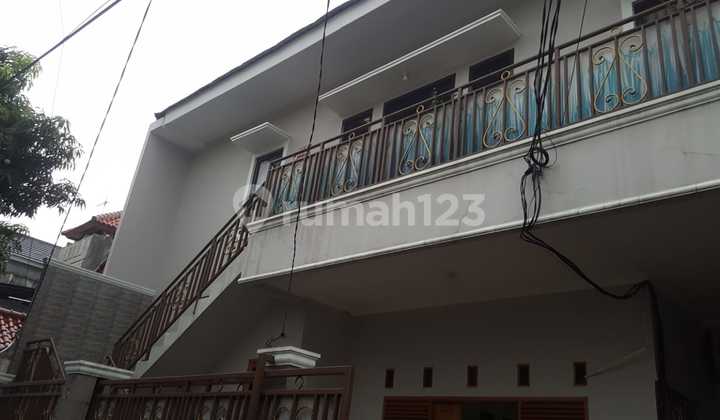 Dijual Rumah Kost Strategia di Tebet Jakarta Selatan