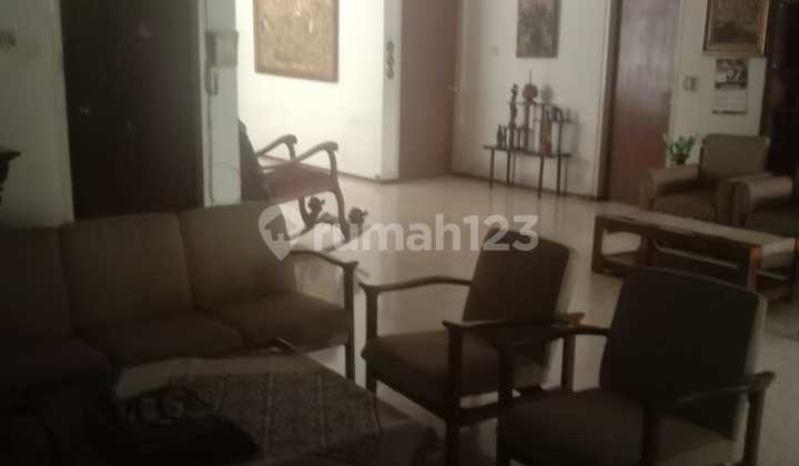 Dijual Tanah Bonus Rumah Tua di Komplek Billymoon Pondok Kelapa Dijual Tanah Bonus Rumah Tua di Komplek Billymoon Pondok Kelapa