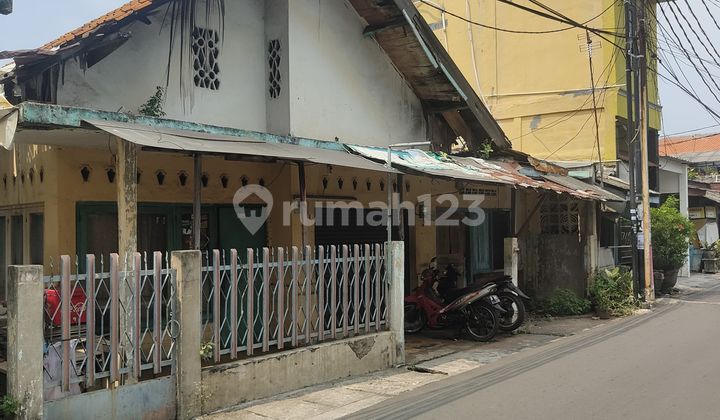 Rumah Lama Hitung Tanah Di Utan Kayu Jakarta Timur Rumah Lama Hitung Tanah Di Utan Kayu Jakarta Timur
