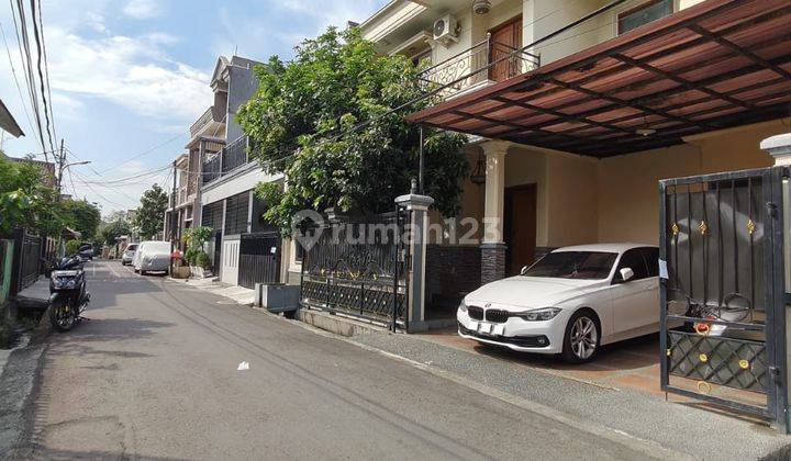 Rumah Nan Asri Nyaman Di Rawamangun Jakarta Timur 1