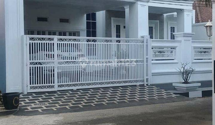 Dijual Rumah siap huni lokasi strategis ke jakarta timur  1