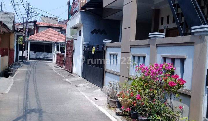 Rumah murah ada kos-kosan di komplek Cipinang Bundar Rawamangun 2