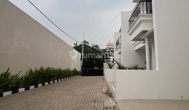 Rumah Dijual siap huni 2 lantai di jatibening bekasi kota 2