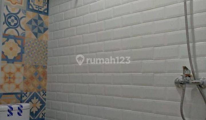 Dijual rumah siap huni 3 lantai di cilandak jakarta selatan 2