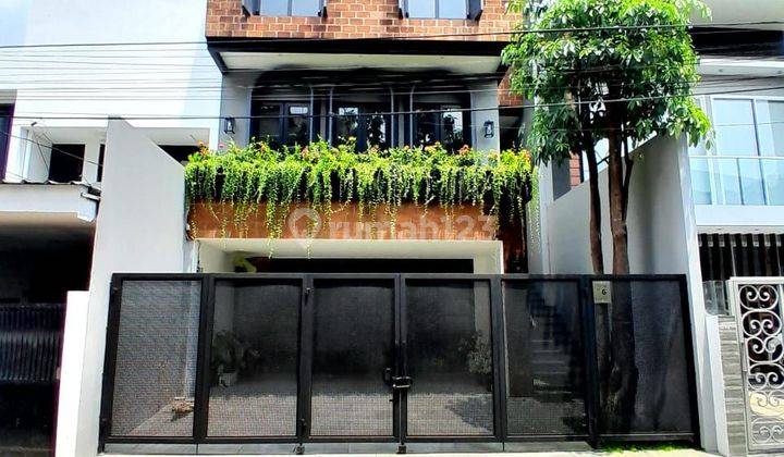 Dijual rumah 3 lantai siap huni di pondok indah jakarta selatan 1