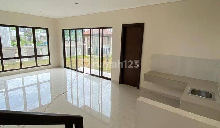 Dijual rumah mewah 2 lantai siap huni di cimanggis depok 2