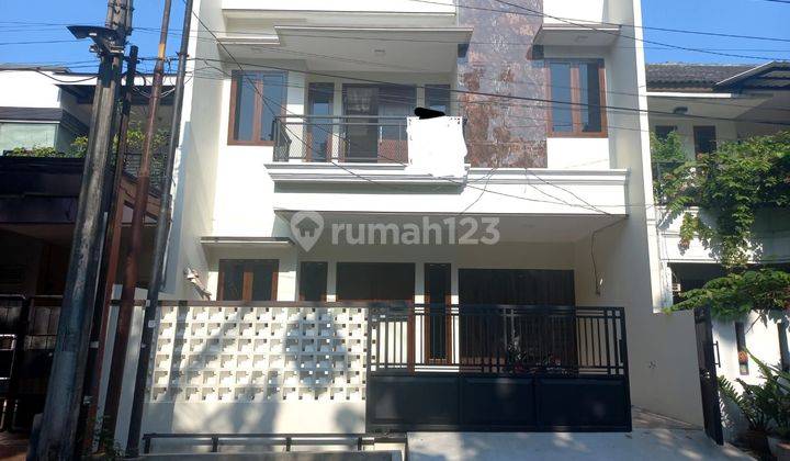 Dijual rumah minimalis murah 2 lantai di dalam pondok kelapa 1