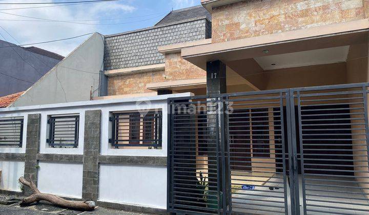 Dijual rumah siap huni di duren sawit jakarta timur 1