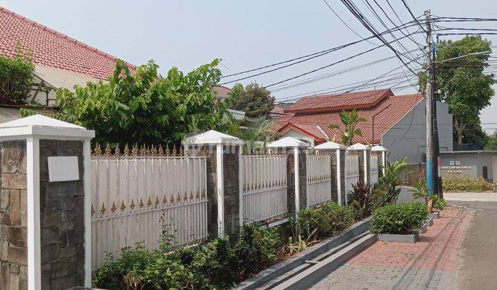 Rumah dijual di komplek TNI AU Waringin permai Jatiwaringin 2