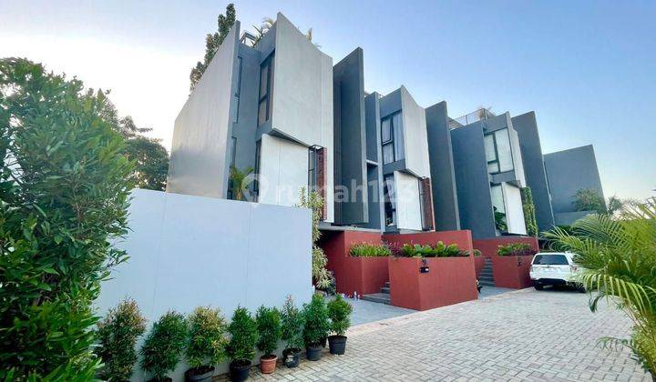 Rumah Cantik Asri & Nyaman Di Bintaro Indah Jakarta Selatan  2