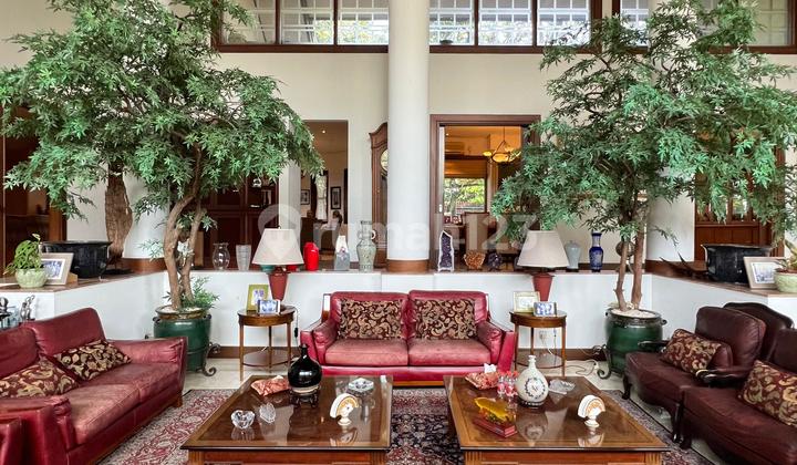 Ready-to-Occupy House in a Strategic Location at Lebak Bulus, Cilandak, Jakarta