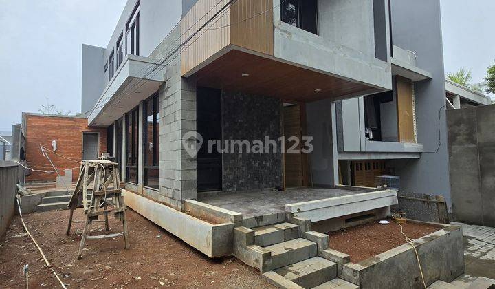 Rumah Cantik Asri & Nyaman Di Duren Sawit Jakarta Timur 2