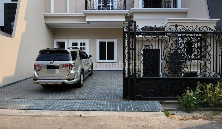 Rumah Cantik Asri & Nyaman Di Komplek Duren Sawit Jakarta Timur 1