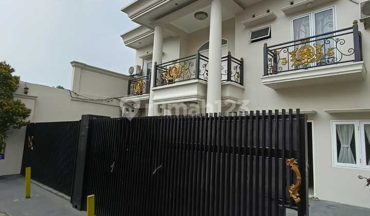 Ready to Live In House in Cipinang Besar, Jatinegara, East Jakarta Ready to Live In House in Cipinang Besar, Jatinegara, East Jakarta