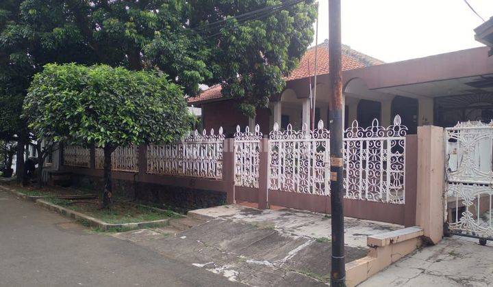 Tanah Bonus Rumah Tua Di Komplek Billymoon Pondok Kelapa  2