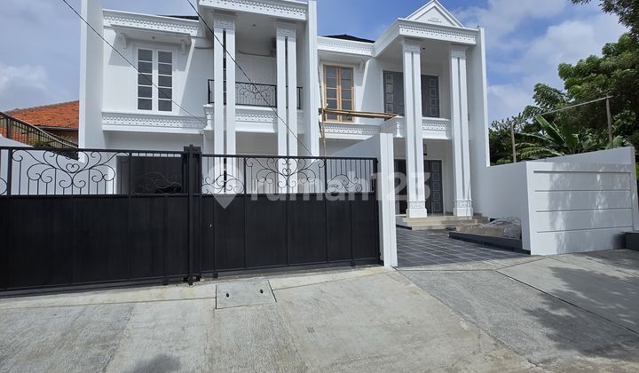 A Charming House in Duren Sawit Housing, East Jakarta