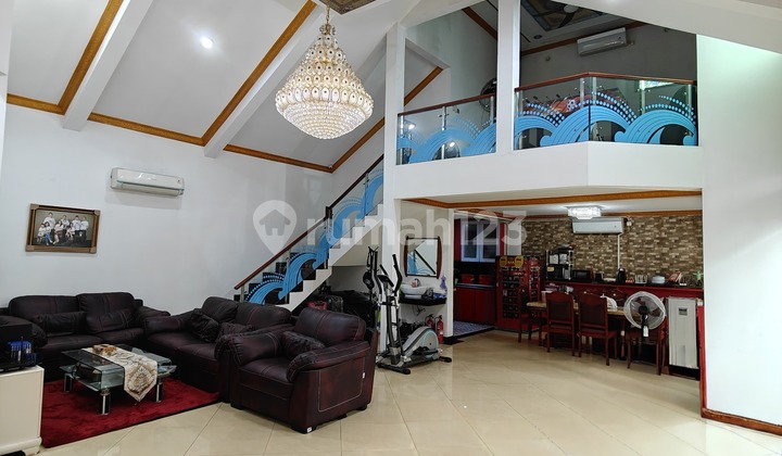 Rumah Second Dalam Komplek Di Jatiwaringin Jakarta Timur 2